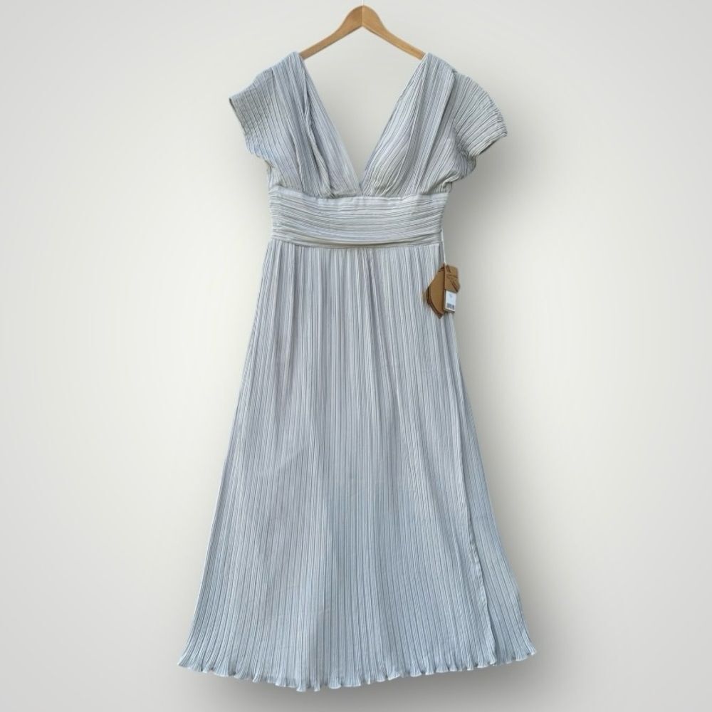 NWT Light In The Box Dress Special Occasion Women Size 16W Pleated